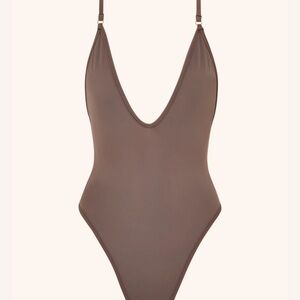 Gooseberry So Chic One Piece Swimsuit size L in Cacao